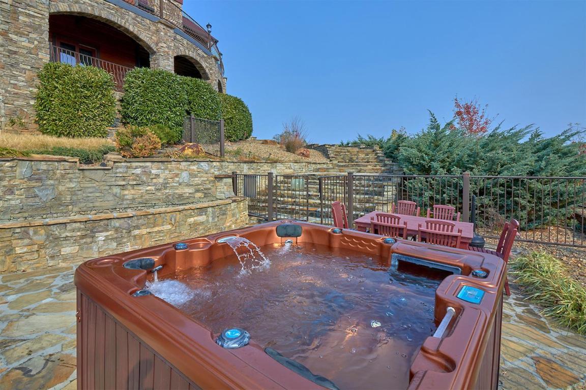 Journey'S End, 5 Bedrooms, Sleeps 12, Private Outdoor Pool, Theater, Sauna セバービル エクステリア 写真